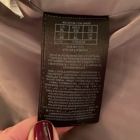 Guess silver/light grey medium length parka. - Picture 9 of 10